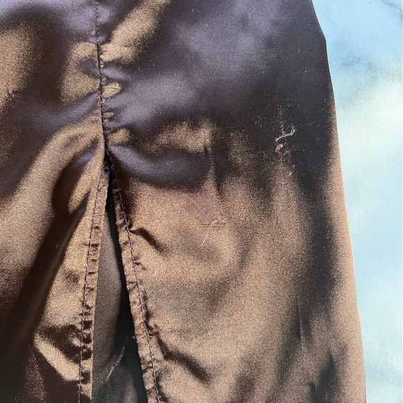 Satin two piece outfit - Picture 7 of 10